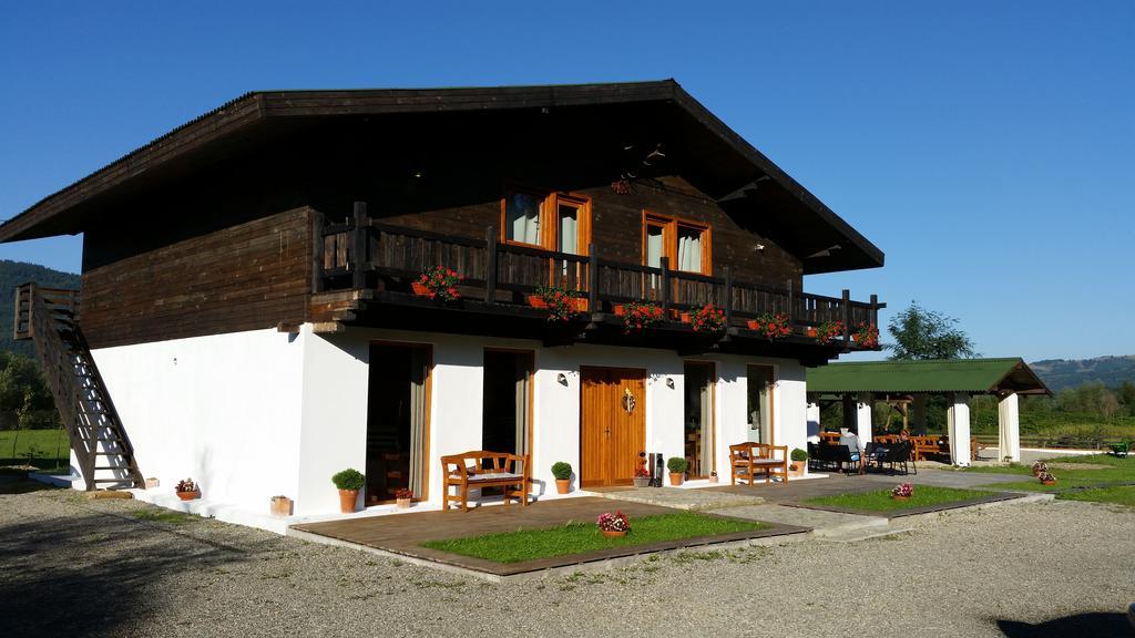 Landhaus Bed&Breakfast Vişeu de Sus Exterior foto